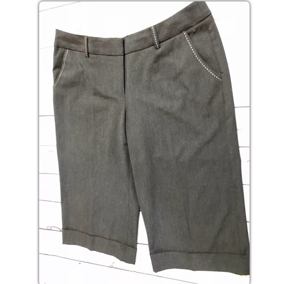 White House Black Market Pants - WHBM Sz 8 wide leg Below Knee Pants EUC Gray